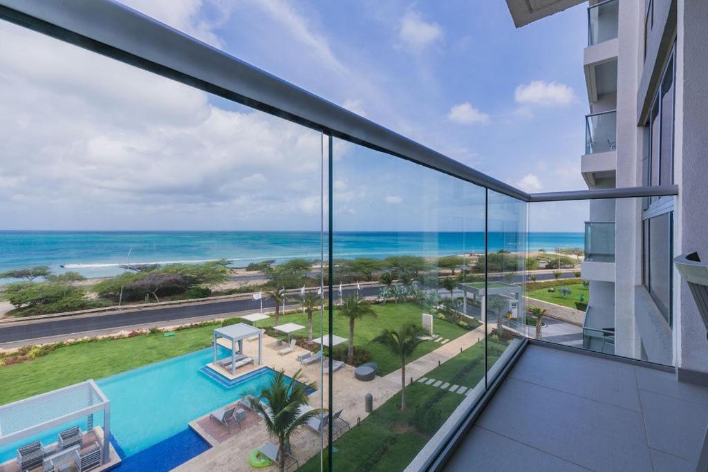 Azure Beach Residences Palm Beach Exterior photo