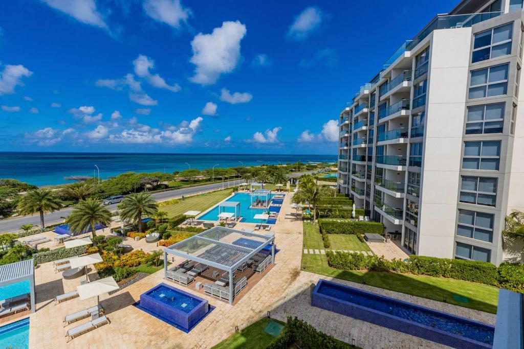 Azure Beach Residences Palm Beach Exterior photo